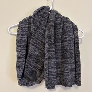 Club Monaco Men's 100% Wool Gray Marled Scarf